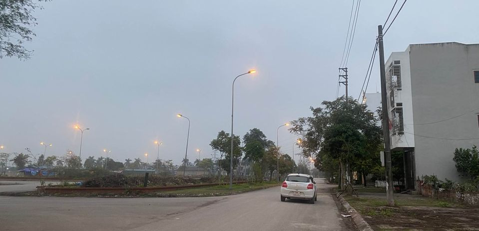 Chính chủ gửi bán 3 mảnh đất liền kề mặt đường Trần Nghệ Tông khu tái định cư Văn Hoá Trần
