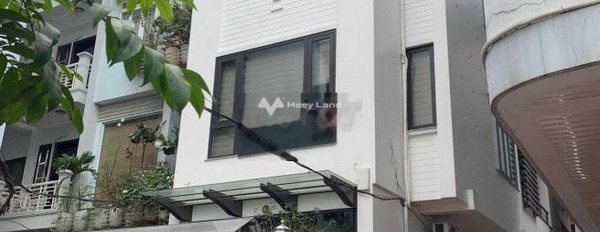 Cho thuê nhà vị trí mặt tiền tọa lạc ngay trên Đống Đa, Hà Nội, giá thuê đề xuất từ 20 triệu/tháng diện tích 555m2, trong ngôi nhà này có 6 phòng ngủ-03