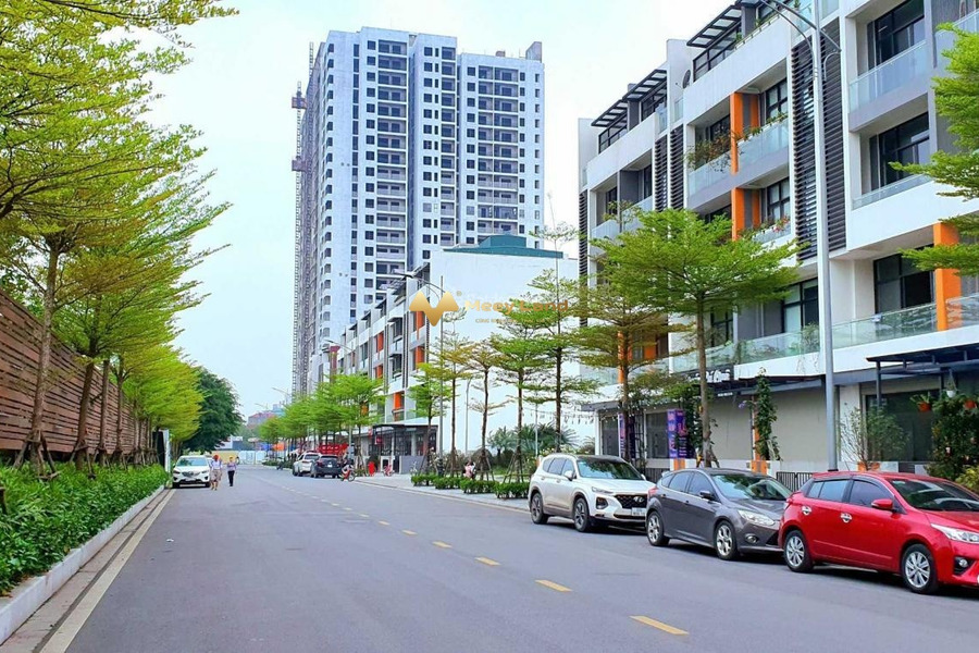 Bán chung cư giá 2,9 tỷ, diện tích 94m2 tọa lạc ngay Đức Giang, Hà Nội-01