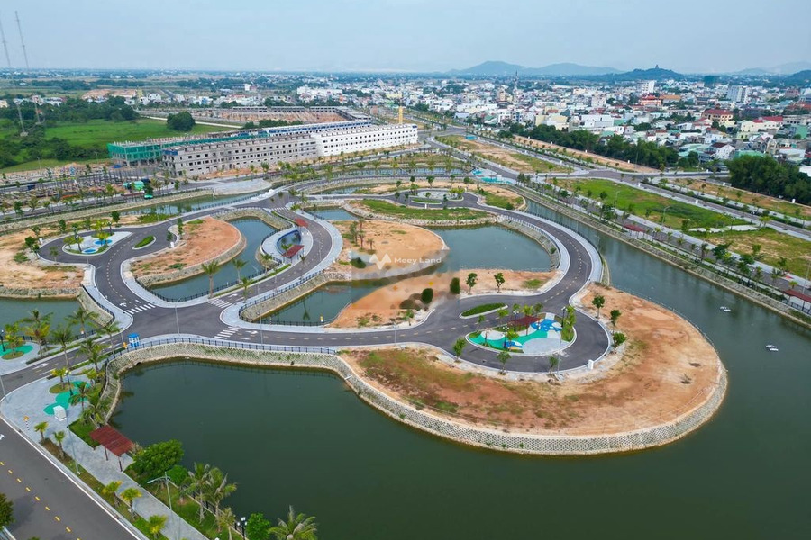 Giá ngạc nhiên chỉ 2.3 tỷ, Bán đất diện tích cụ thể 100m2 vị trí mặt tiền tọa lạc gần Bình Định, Bình Định giá hợp lý-01