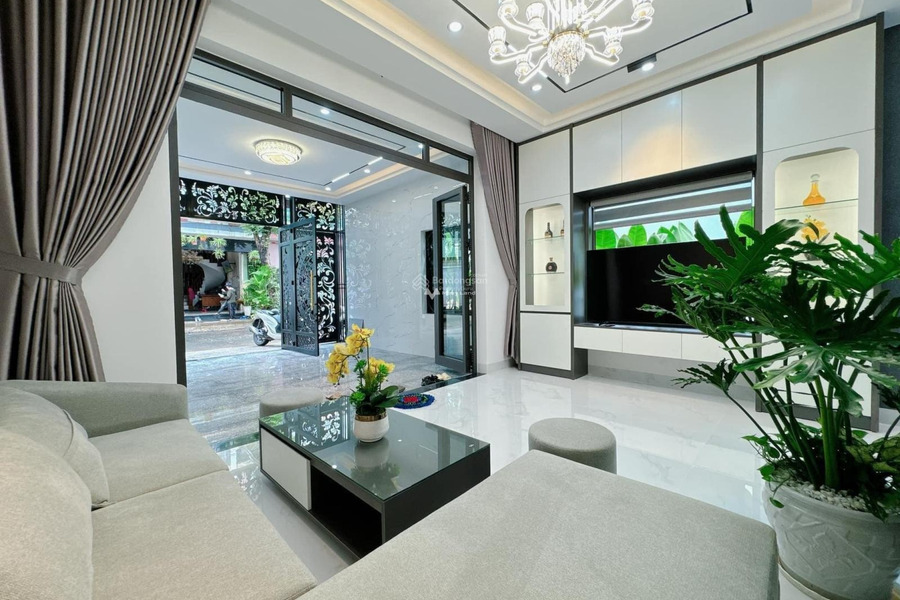 Bán nhà có diện tích 60m2 vị trí thuận lợi tọa lạc ngay Bạch Đằng, Hồ Chí Minh giá bán đề xuất từ 3.5 tỷ trong căn này có 3 PN, 3 WC-01