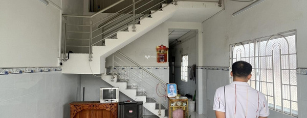 Vị trí đặt ngay tại Bình Lợi, Hồ Chí Minh bán nhà bán ngay với giá thương mại từ 1.4 tỷ trong căn nhà này gồm 2 PN 2 WC-02
