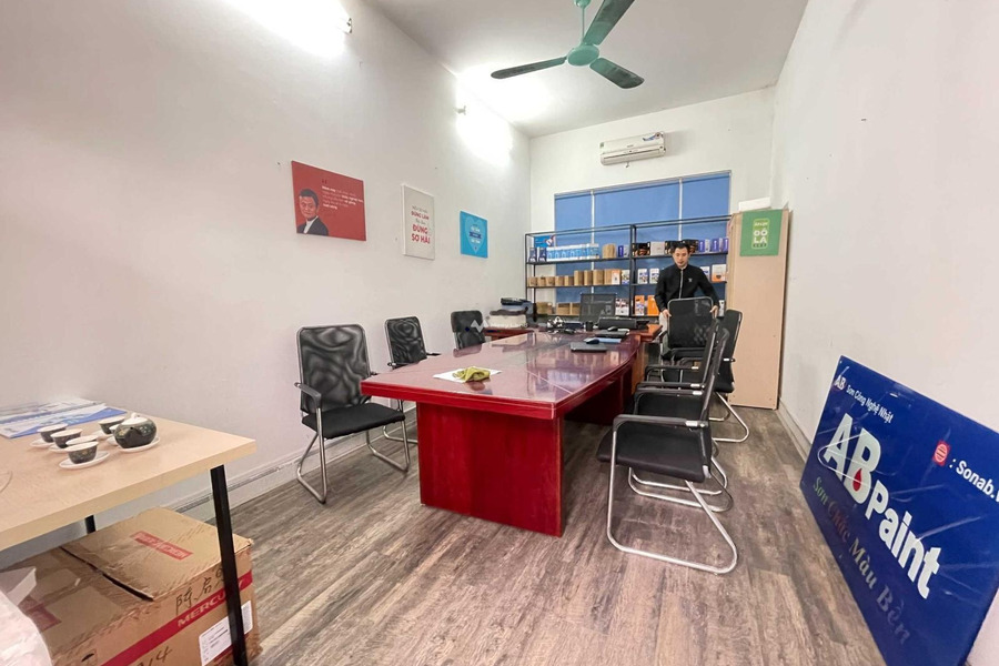 Cho thuê sàn văn phòng giá thuê khởi điểm từ 3.6 triệu/tháng vị trí thuận lợi tọa lạc gần Giải Phóng, Hoàng Mai diện tích khoảng 35m2-01