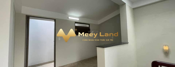 Vị trí mặt tiền ngay ở Phường 10, Quận Tân Bình bán nhà vào ở ngay giá cực kì tốt 9.5 tỷ có diện tích 76 m2 liên hệ chính chủ-03