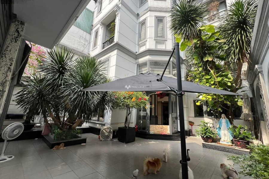 Bán biệt thự vị trí đẹp Phường 12, Hồ Chí Minh bán ngay với giá cực êm chỉ 32 tỷ diện tích là 170m2, ngôi nhà bao gồm có 5 phòng ngủ-01