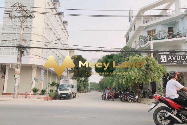 Bán đất diện tích 160m2 tại Nguyễn Duy Trinh, Bình Trưng Đông, giá 14,4 tỷ-01