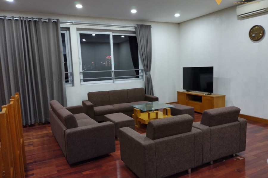 Cho thuê căn hộ Duplex khu Linh Lang. 2 tầng 150m2, 3 ngủ. Full đồ-01