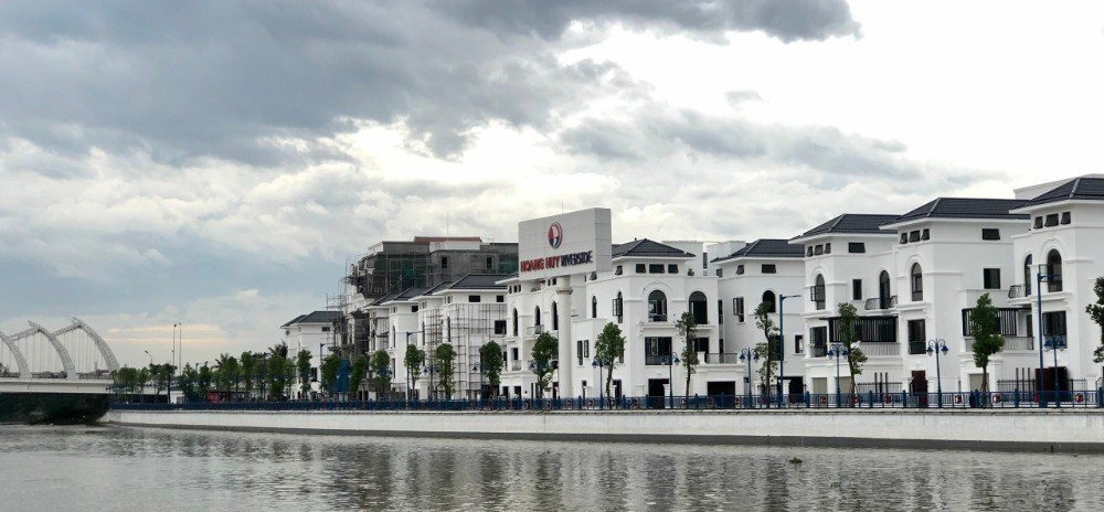 Chuyển nhượng biệt thự xây thô view hồ tại Vinhomes Marina Hải Phòng