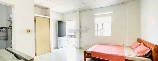 Diện tích là 30m2 cho thuê phòng trọ vị trí thuận lợi tọa lạc tại Phường 25, Bình Thạnh trong căn này gồm Nội thất đầy đủ có chỗ để xe-02