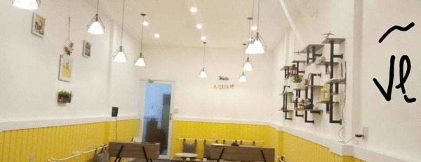 Sang quán gấp Coffee diện tích 80m2 , 1trệt 1 lầu tại đường Nguyễn Văn Cừ, Cần Thơ. Giá 250 triệu-03