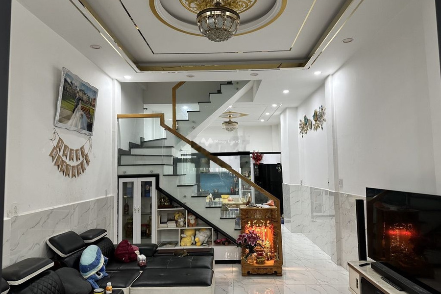 Nhà có 2 phòng ngủ bán nhà bán ngay với giá cực êm 8.9 tỷ diện tích chuẩn 75m2 vị trí mặt tiền ngay tại Hoàng Hoa Thám, Hồ Chí Minh-01