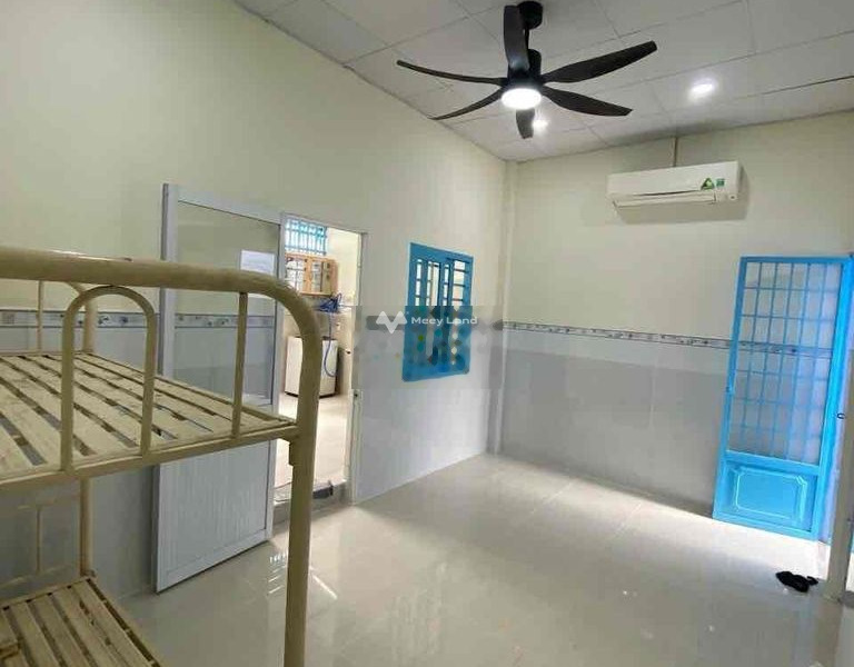 Nằm ngay trên Huỳnh Tấn Phát, Quận 7 cho thuê nhà thuê ngay với giá thỏa thuận chỉ 8 triệu/tháng, ngôi nhà bao gồm 2 phòng ngủ, 2 WC-01