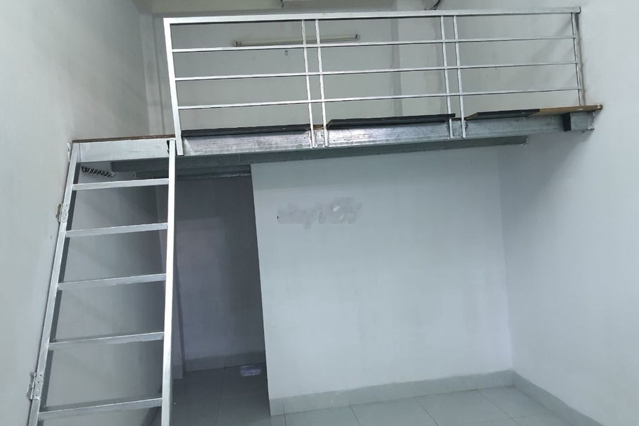 Phòng trọ 20m2, Đường Nguyễn Đình Chiểu, Hòn Chồng -01