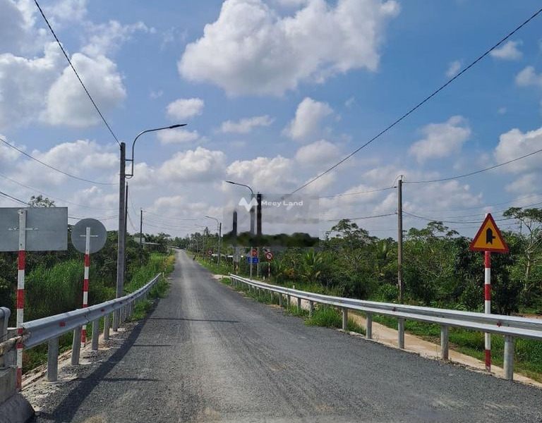 Vị trí mặt tiền tọa lạc gần Kênh Sáng, Phú Hữu bán đất giá bán thương lượng chỉ 4.5 tỷ diện tích vừa phải 2300m2-01