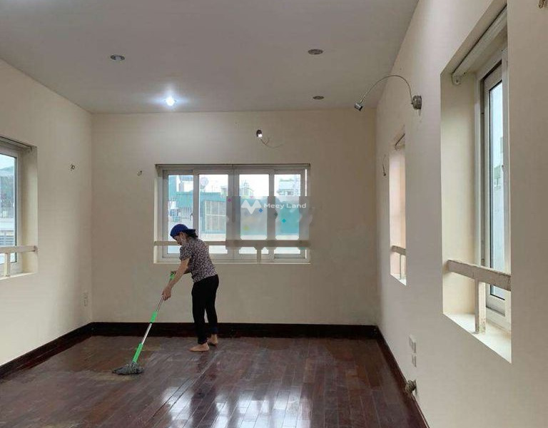 Tọa lạc ở Khương Mai, Hà Nội bán nhà bán ngay với giá công khai chỉ 5.75 tỷ căn này gồm 3 phòng ngủ 4 WC-01