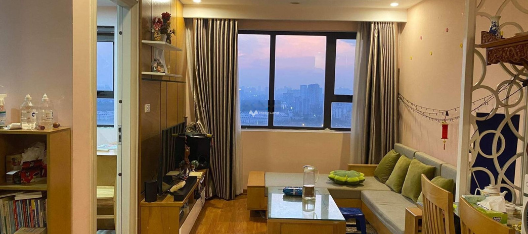 Căn hộ này có 3 phòng ngủ, cho thuê căn hộ vị trí thuận lợi tọa lạc tại Hoàng Mai, Hà Nội, 2 WC thuận mua vừa bán