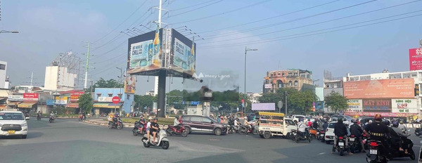 Căn nhà bao gồm có 2 phòng ngủ, cho thuê nhà ở tổng diện tích 40m2 thuê ngay với giá gốc chỉ 10 triệu/tháng vị trí mặt tiền ở Nguyên Hồng, Bình Thạnh-02