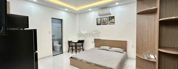 Vị trí đẹp nằm tại Phú Nhuận, Hồ Chí Minh cho thuê nhà thuê ngay với giá rẻ bất ngờ chỉ 85 triệu/tháng, trong nhà này gồm có 10 PN, 6 WC-02