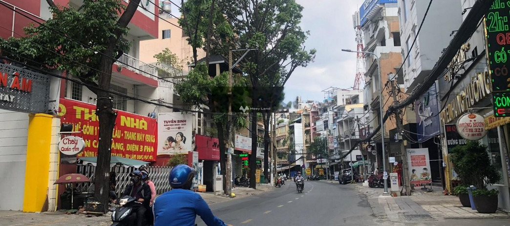 Bán nhà bán ngay với giá êm 19 tỷ có diện tích gồm 99m2 Phía trong Yên Thế, Hồ Chí Minh
