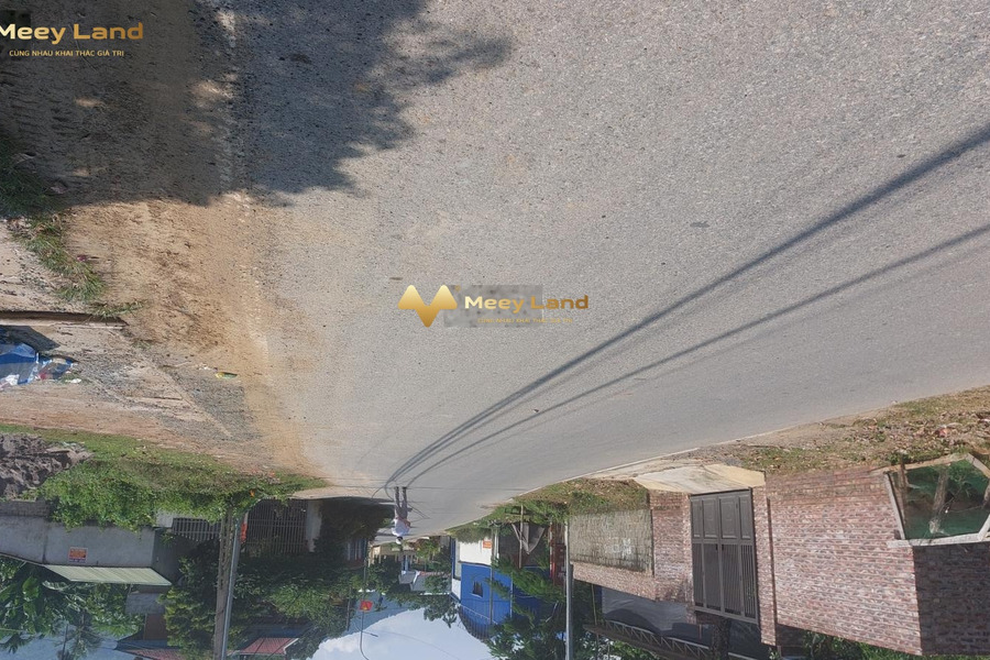 Chính chủ gửi bán lô đất diện tích 1740 m2 bám mặt đường trục chính Quốc Oai Hà Nội-01