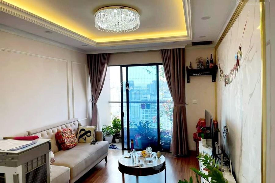 Chung cư 3 phòng ngủ, bán căn hộ hướng Đông - Nam mặt tiền tọa lạc ngay La Khê, Hà Nội, trong căn hộ này thì có 3 phòng ngủ, 2 WC ban công view đẹp-01