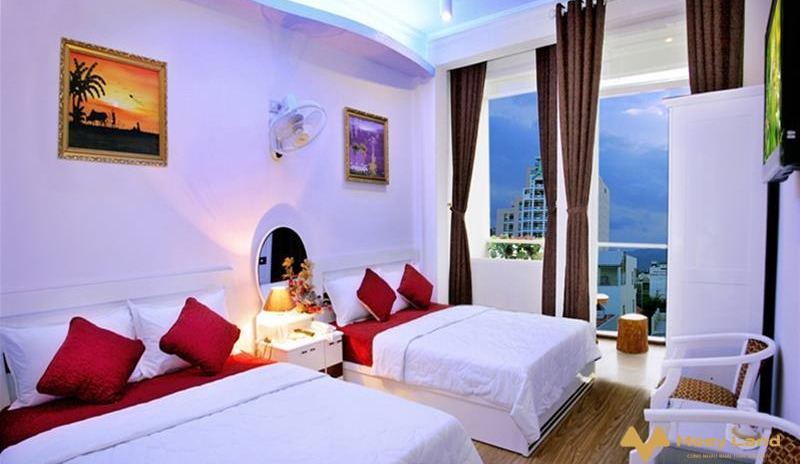Cho thuê khách sạn 12 phòng, mặt tiền đường Phan Chu Trinh, phường 2