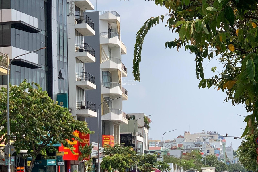Căn nhà có tất cả 8 PN bán nhà giá bán cực rẻ 25.5 tỷ diện tích 107m2 ngay tại Lũy Bán Bích, Hồ Chí Minh-01
