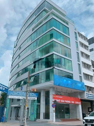 Văn phòng sàn 220m2 đẹp view kính sang trọng đường Hồ Văn Huê-PN -01