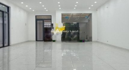 Cho thuê sàn văn phòng thuê ngay với giá mềm 130 triệu/tháng tọa lạc trên Nguyễn Trãi, Phường 4 có diện tích sàn 750m2-03