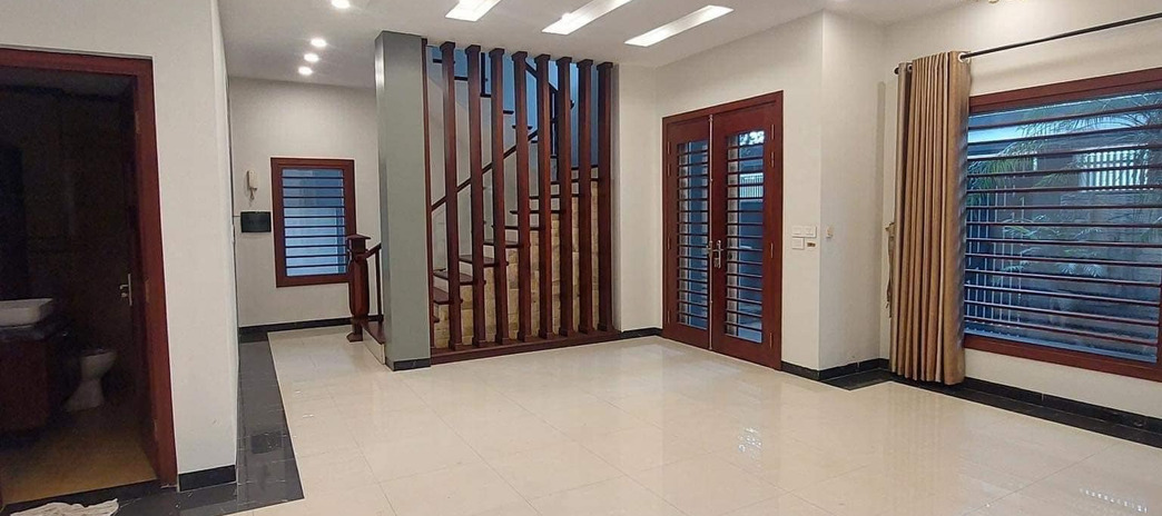 Biệt thự Vườn Đào 252m2 - 5 tầng - khu cực vip