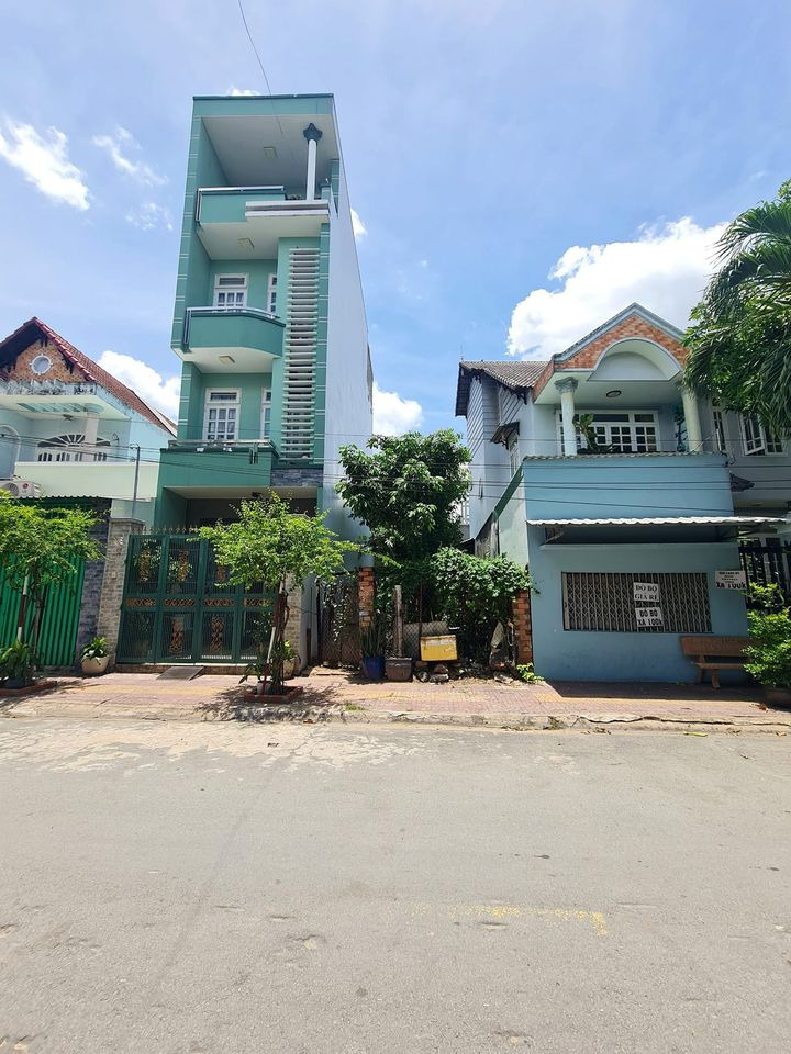 Bán đất quận 9 thành phố Hồ Chí Minh giá 6.9 tỷ-0