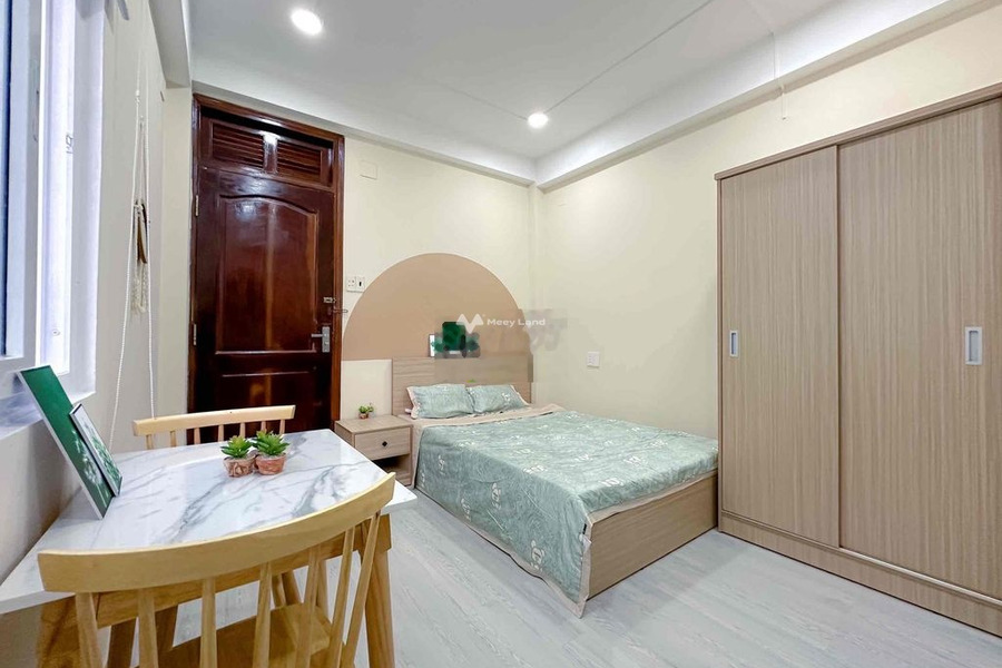 Cho thuê căn hộ vị trí nằm trên Nguyễn Tất Thành, Hồ Chí Minh thuê ngay với giá bất ngờ từ 5 triệu/tháng, căn hộ này có tổng 1 PN, 1 WC vị trí tốt-01
