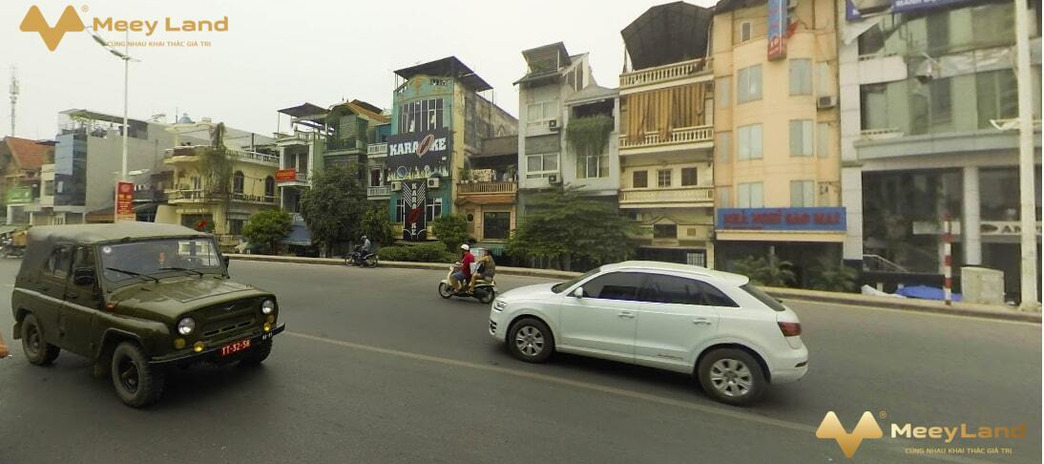 Bán nhà mặt phố Nghi Tàm, Tây Hồ, Hà Nội. Diện tích 84m2, giá 17 tỷ