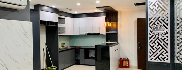 Bán chung cư vị trí thuận lợi tọa lạc ở Quốc Lộ 32, Hà Nội, căn hộ có 3 PN, 2 WC dọn vào ở ngay-02
