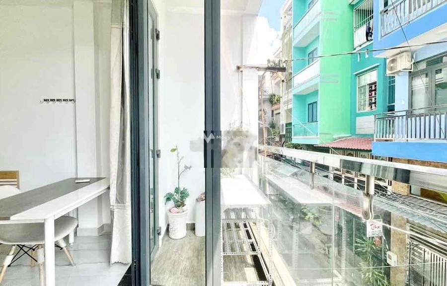 Cho thuê chung cư vị trí cực kì thuận lợi ngay tại Phú Nhuận, Hồ Chí Minh, tổng quan căn này thì có 1 PN, 1 WC thuận tiện đi lại-01