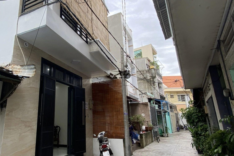 Căn nhà có tổng 2 phòng ngủ bán nhà giá bán bất ngờ từ 6.8 tỷ có diện tích chung 45m2 tọa lạc ở An Phú, Hồ Chí Minh-01