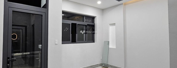 Bán nhà ở có diện tích chung 70m2 bán ngay với giá êm 5.99 tỷ vị trí thuận lợi tọa lạc trên Phú Thuận, Hồ Chí Minh-03