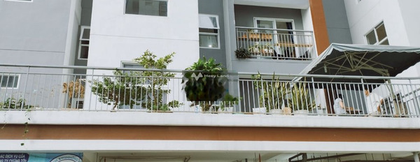 Chung cư 2 PN, bán căn hộ vị trí đặt tọa lạc ngay Tạ Quang Bửu, Hồ Chí Minh, trong căn hộ này bao gồm 2 phòng ngủ giá siêu rẻ-02