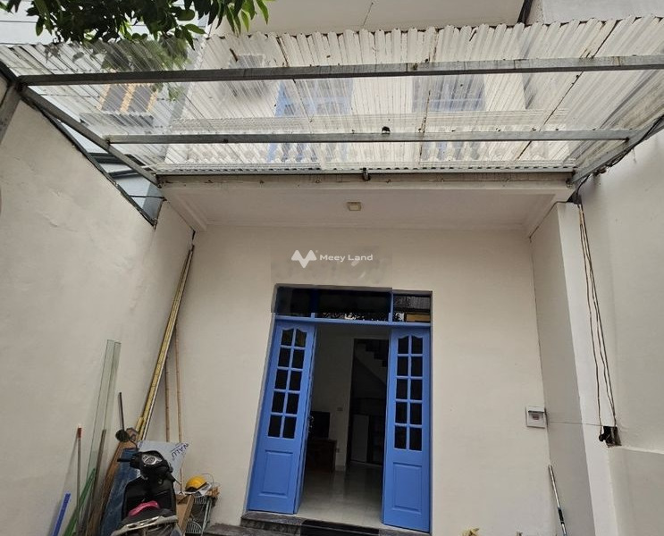 Cho thuê nhà vị trí thuận lợi ở Võ Chí Công, Hà Nội, thuê ngay với giá mềm từ 15 triệu/tháng với diện tích là 112m2, ngôi nhà bao gồm 4 phòng ngủ-01