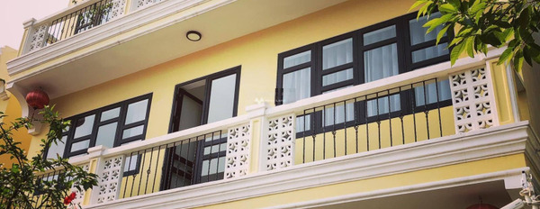 Vị trí tiềm năng Cẩm Hà, Quảng Nam bán nhà bán ngay với giá cơ bản 16.8 tỷ tổng quan ngôi nhà này có 9 phòng ngủ 9 WC-02