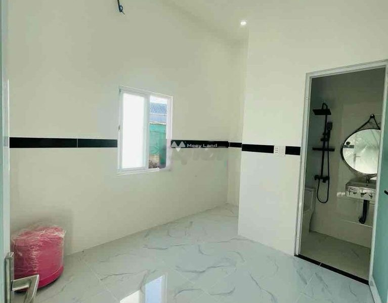 Bán nhà có diện tích gồm 150m2 vị trí đẹp nằm tại An Ngãi, Bà Rịa-Vũng Tàu bán ngay với giá cực kì tốt 1.78 tỷ ngôi nhà này có 3 PN, 2 WC-01