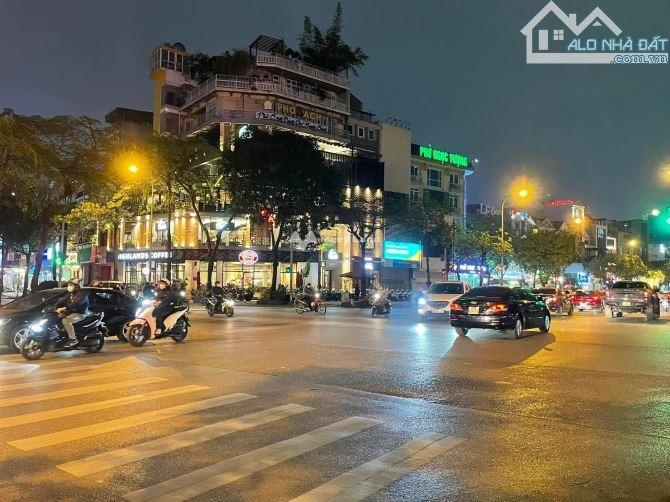 Bán nhà vị trí nằm ngay Nghĩa Đô, Hà Nội giá bán cực mềm chỉ 55 tỷ diện tích khoảng 135m2 trong nhà này 3 PN-01