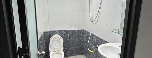 Phường 2, Tân Bình cho thuê phòng trọ diện tích vừa phải 30m2, nhà nhìn chung gồm 1 phòng ngủ, 1 WC tiện ích đầy đủ-02