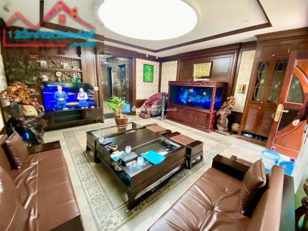 Nằm ở Đội Cấn, Hà Nội, bán nhà, bán ngay với giá đề xuất từ 4.9 tỷ diện tích 43m2, căn này bao gồm 6 phòng ngủ vào ở ngay-01
