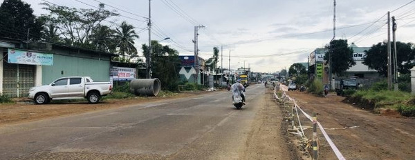 Trong Lê Đại Hành, Pleiku bán đất giá bán cực kì tốt chỉ 950 triệu có diện tích chính 95m2, mặt đường rộng 3 m-02