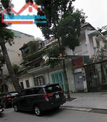 Bán biệt thự vị trí đẹp ngay trên Nguyễn Quyền, Hai Bà Trưng bán ngay với giá siêu tốt 273.5 tỷ có diện tích thực 450m2, căn nhà có tổng 8 phòng ngủ-01