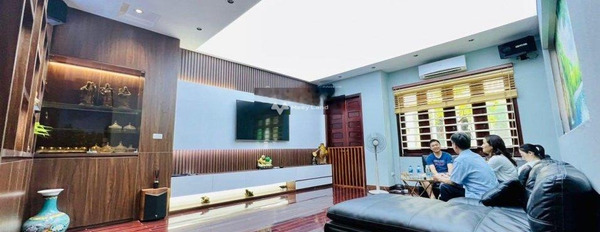 Tọa lạc ngay Văn Quán, Hà Nội cho thuê nhà giá thuê quy định chỉ 20 triệu/tháng, trong căn này gồm 4 phòng ngủ, 4 WC-03
