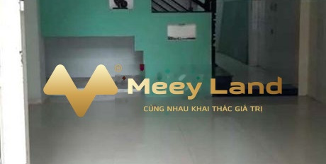 Cho thuê nhà diện tích trong khoảng 60m2 ngay ở Dương Đức Hiền, Tân Phú thuê ngay với giá cơ bản từ 10 triệu/tháng, nhà này có tổng 2 PN, 1 WC-02