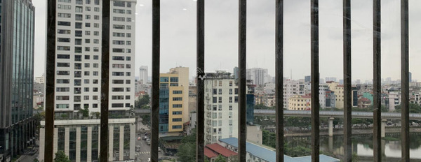 Cho thuê căn hộ diện tích chuẩn 120m2 vị trí đặt nằm tại Nguyễn Công Hoan, Ba Đình giá thuê sang tên 18 triệu/tháng-02