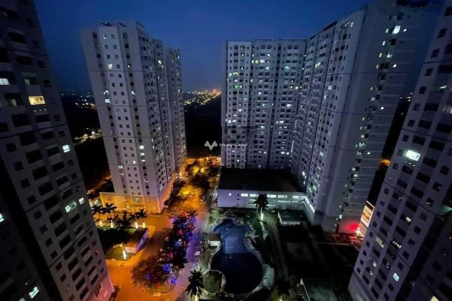 Giấy tờ đầy đủ, bán căn hộ bán ngay với giá khởi điểm 1.05 tỷ tọa lạc trên Bình Chánh, Hồ Chí Minh với diện tích là 55m2-01
